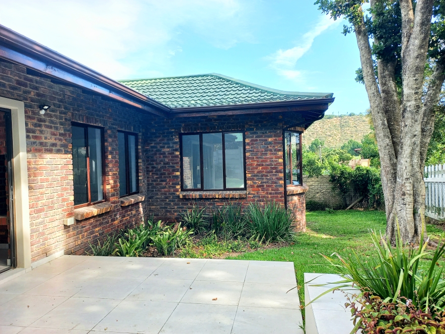 3 Bedroom Property for Sale in Groenvallei Western Cape